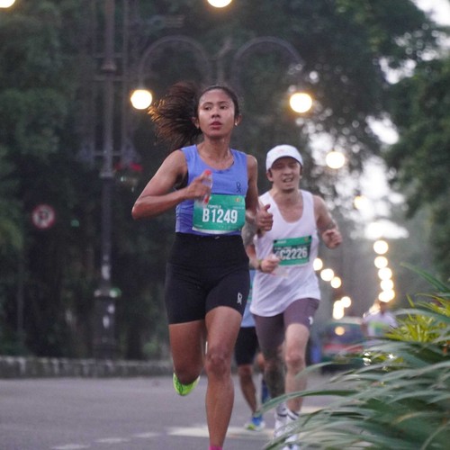 Race photo from BAUR RUN 2025