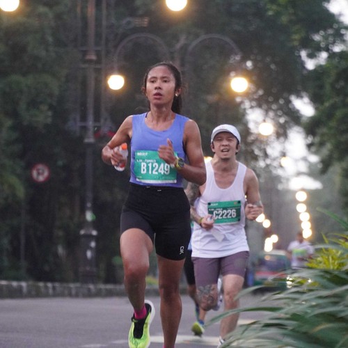 Race photo from BAUR RUN 2025