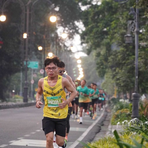Race photo from BAUR RUN 2025