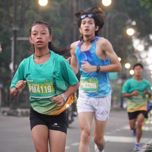 Race photo from BAUR RUN 2025