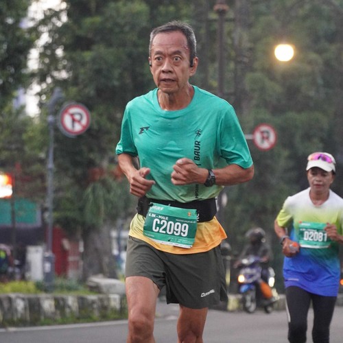 Race photo from BAUR RUN 2025