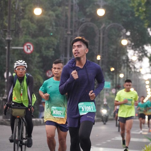 Race photo from BAUR RUN 2025
