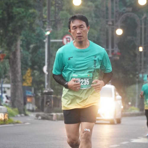 Race photo from BAUR RUN 2025