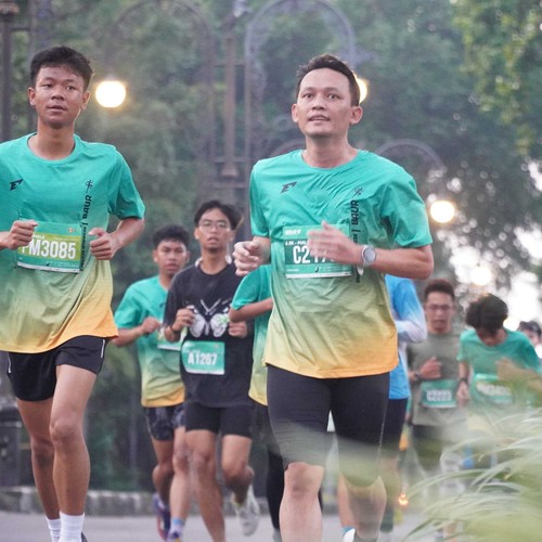 Race photo from BAUR RUN 2025