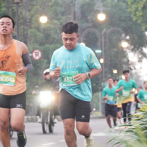 Race photo from BAUR RUN 2025
