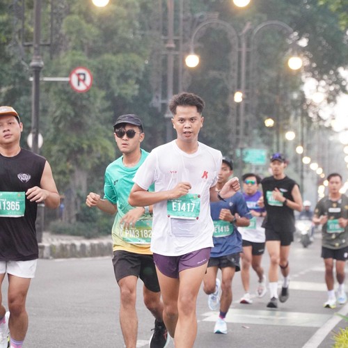 Race photo from BAUR RUN 2025