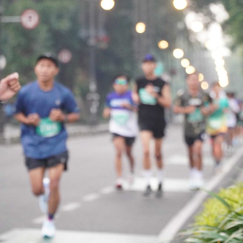 Race photo from BAUR RUN 2025