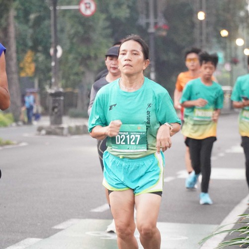Race photo from BAUR RUN 2025