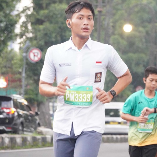 Race photo from BAUR RUN 2025