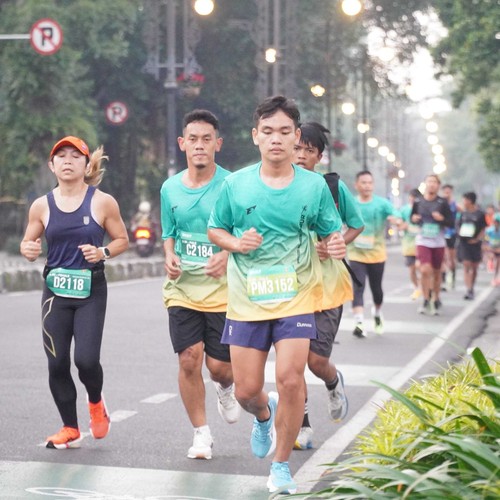 Race photo from BAUR RUN 2025