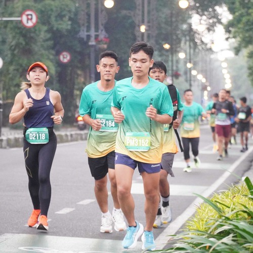 Race photo from BAUR RUN 2025