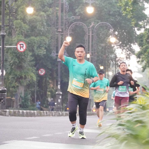 Race photo from BAUR RUN 2025