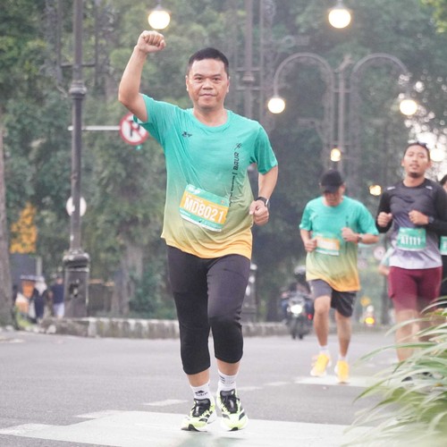 Race photo from BAUR RUN 2025