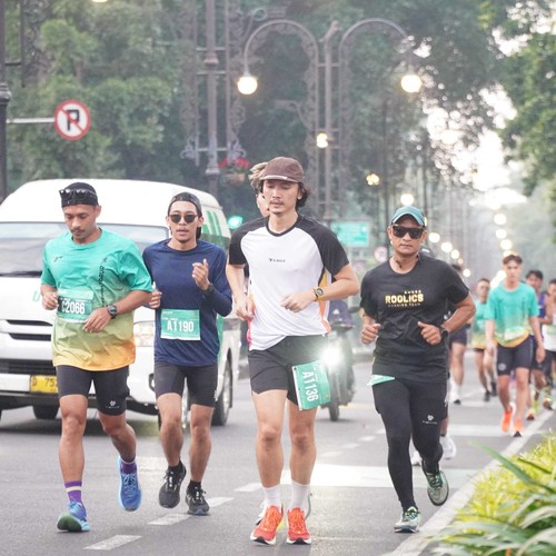 Race photo from BAUR RUN 2025