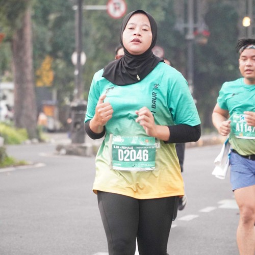 Race photo from BAUR RUN 2025