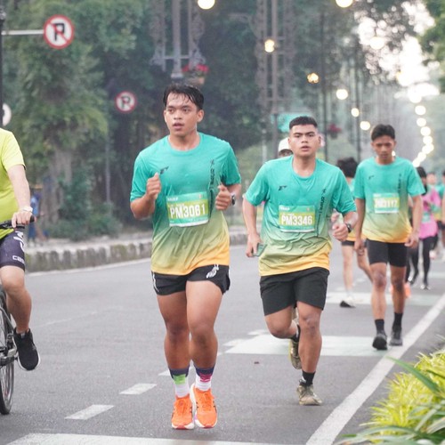 Race photo from BAUR RUN 2025