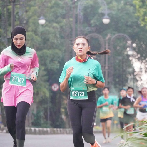 Race photo from BAUR RUN 2025