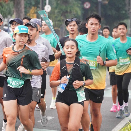 Race photo from BAUR RUN 2025