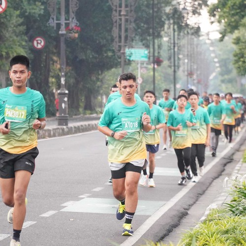 Race photo from BAUR RUN 2025