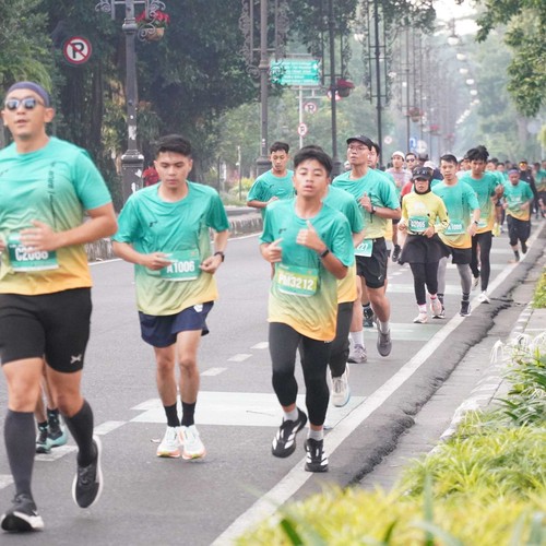Race photo from BAUR RUN 2025