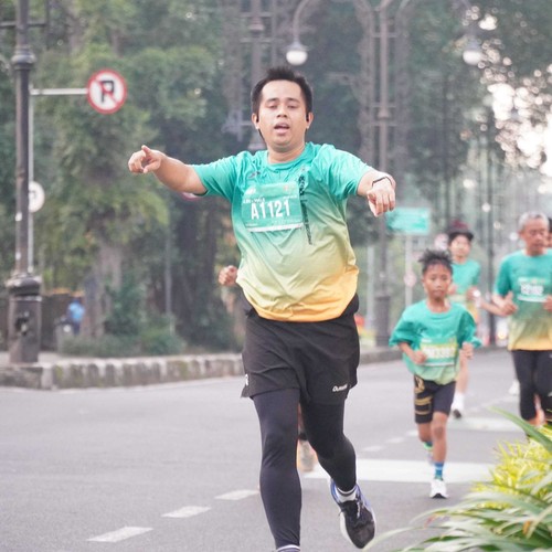 Race photo from BAUR RUN 2025