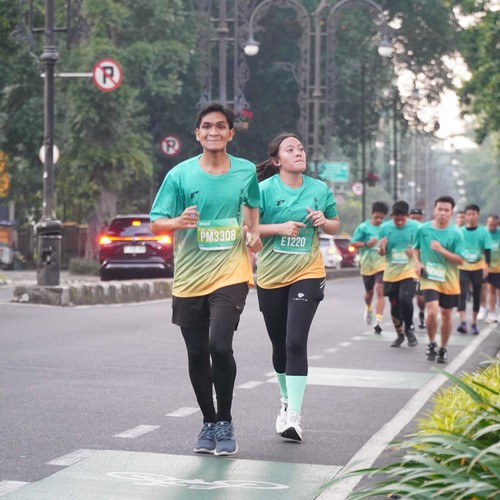 Race photo from BAUR RUN 2025