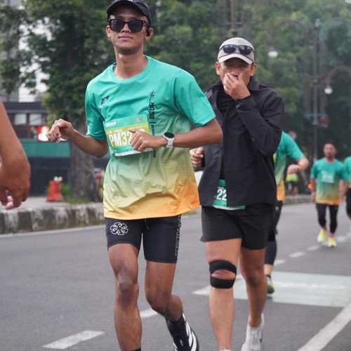 Race photo from BAUR RUN 2025
