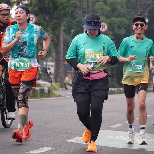 Race photo from BAUR RUN 2025