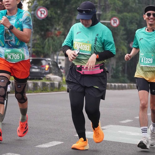 Race photo from BAUR RUN 2025
