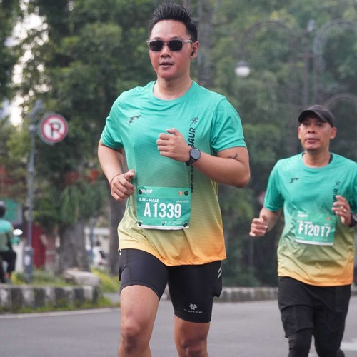 Race photo from BAUR RUN 2025