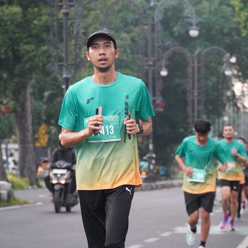 Race photo from BAUR RUN 2025