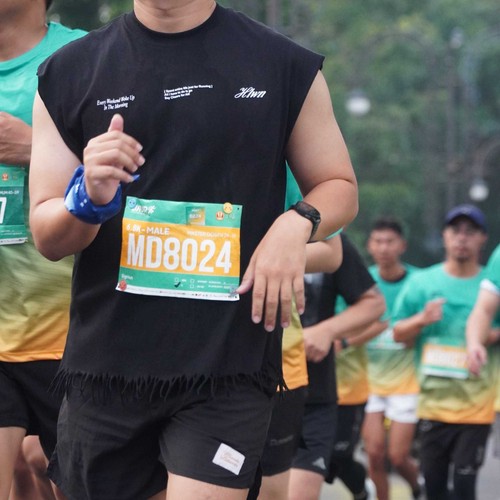 Race photo from BAUR RUN 2025