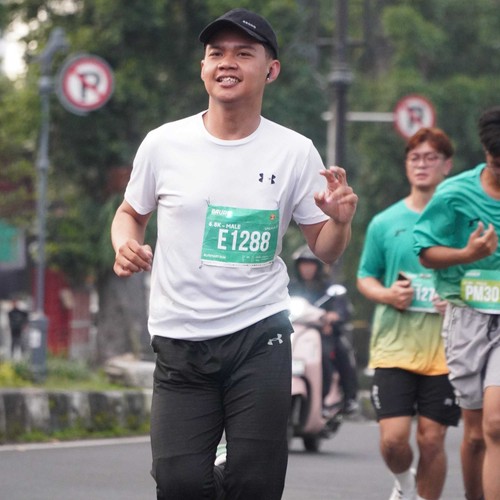 Race photo from BAUR RUN 2025