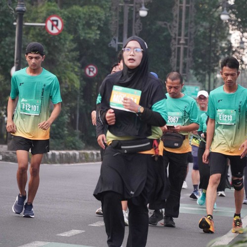 Race photo from BAUR RUN 2025