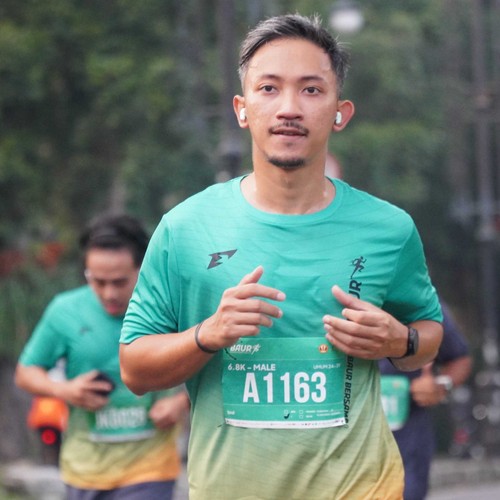 Race photo from BAUR RUN 2025