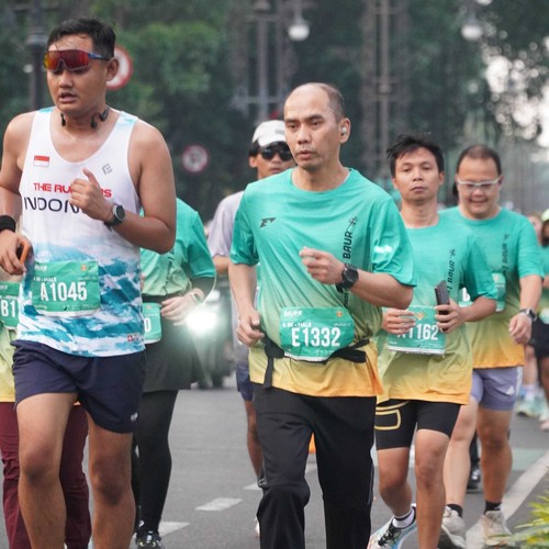 Race photo from BAUR RUN 2025