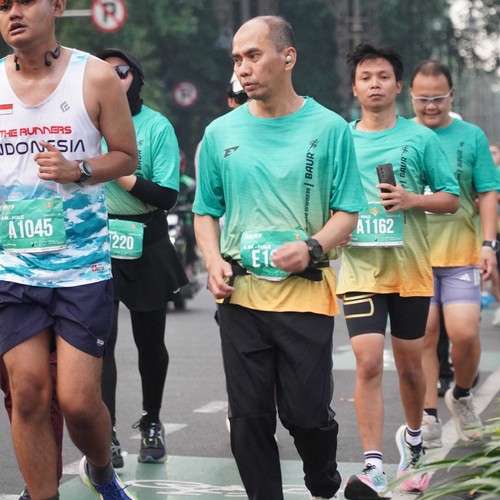 Race photo from BAUR RUN 2025