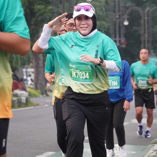 Race photo from BAUR RUN 2025