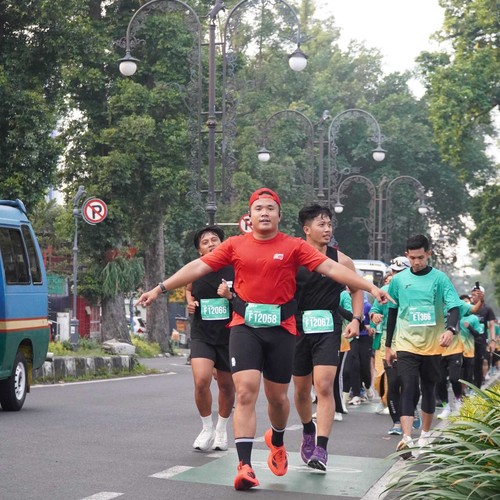 Race photo from BAUR RUN 2025