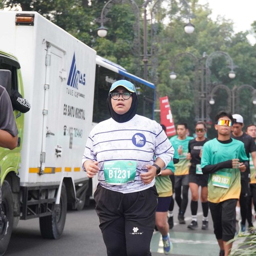 Race photo from BAUR RUN 2025