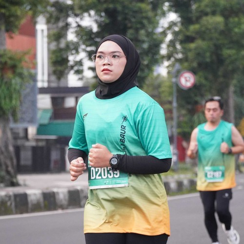 Race photo from BAUR RUN 2025