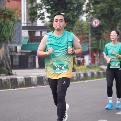 Race photo from BAUR RUN 2025