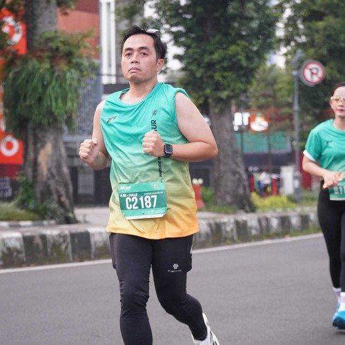 Race photo from BAUR RUN 2025