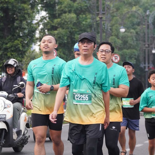 Race photo from BAUR RUN 2025