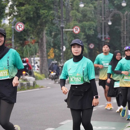 Race photo from BAUR RUN 2025