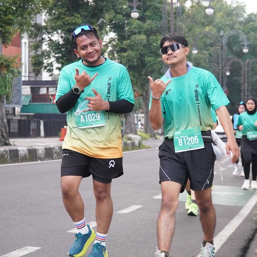 Race photo from BAUR RUN 2025