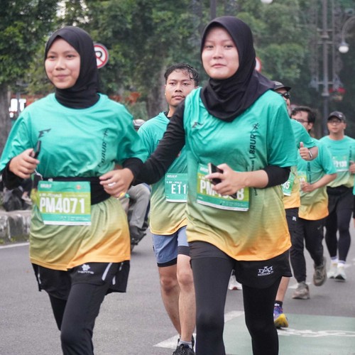 Race photo from BAUR RUN 2025