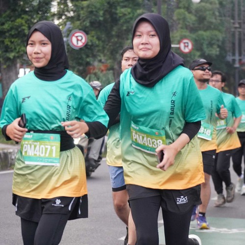 Race photo from BAUR RUN 2025