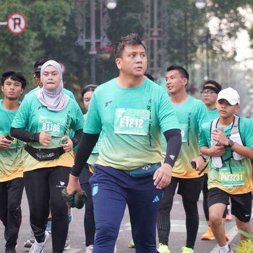 Race photo from BAUR RUN 2025