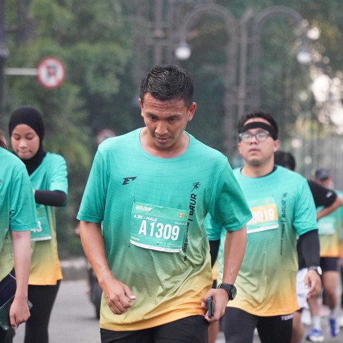 Race photo from BAUR RUN 2025